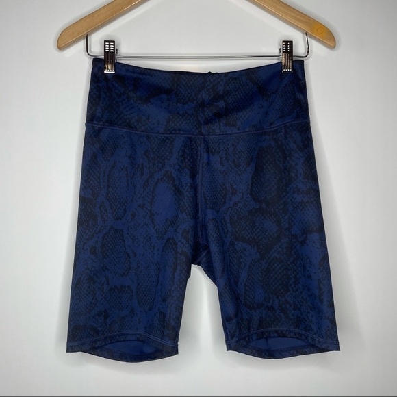 Persit Blue Snakeskin Biker Shorts Medium - Picture 1 of 3